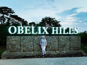 Paket wisata di Obelix Hills